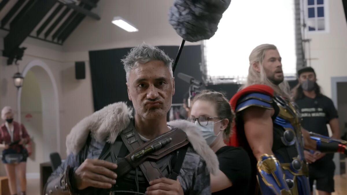 Taika Waititi thor love and thunder on set