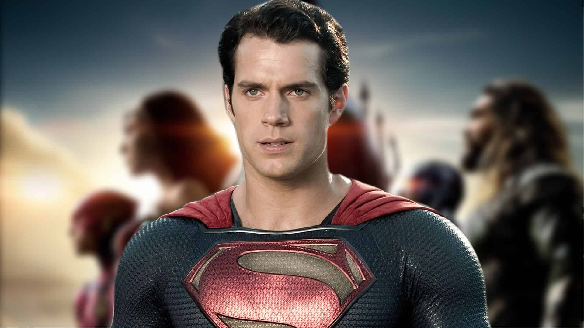 FIRST LOOK! Henry Cavill as Superman