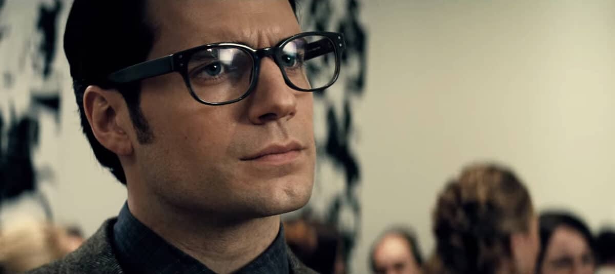 Henry Cavill batman v superman clark kent