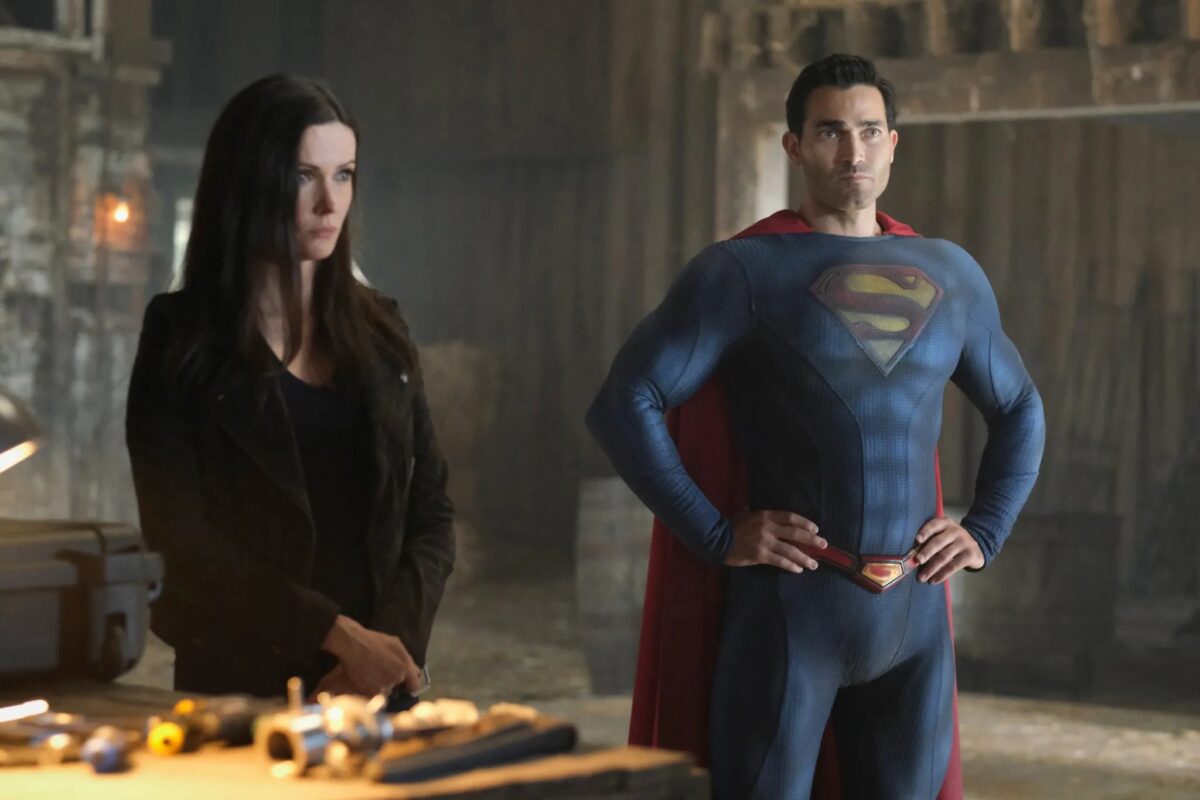 Lois Lane In Superman & Lois vs Man of Steel