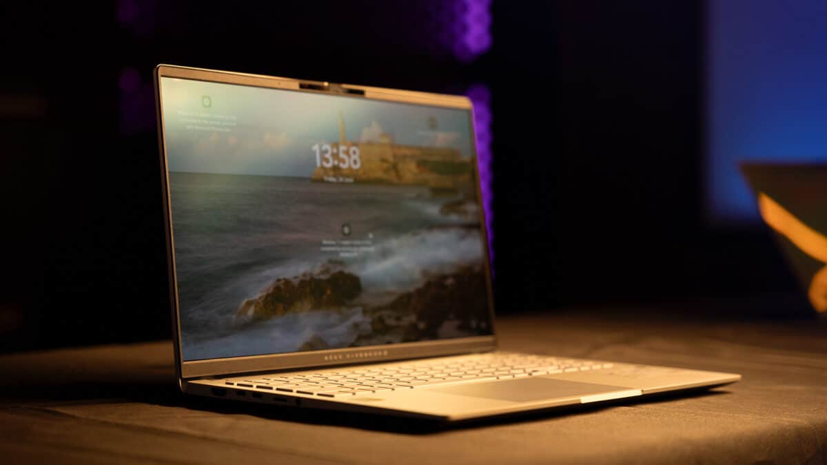 ASUS-Vivobook-S-15-Laptop-Review