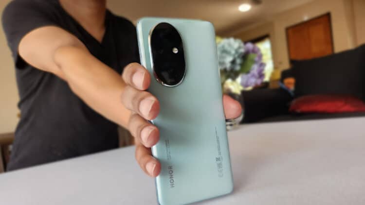 Honor 200 Pro Smartphone Review