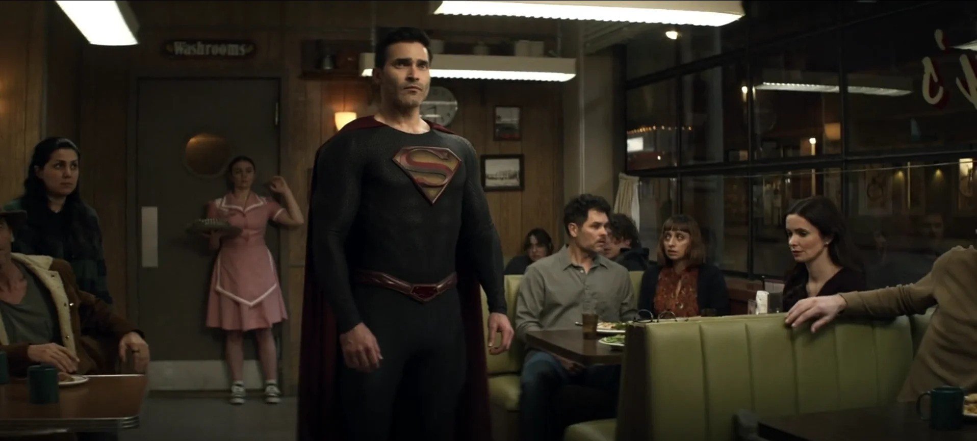 Superman & Lois Final Season Tyler Hoechlin Bullet Scene