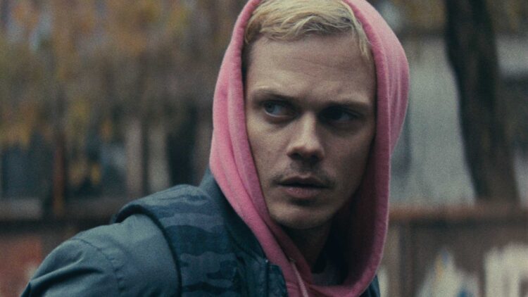 locked-movie-review-bill-skarsgard